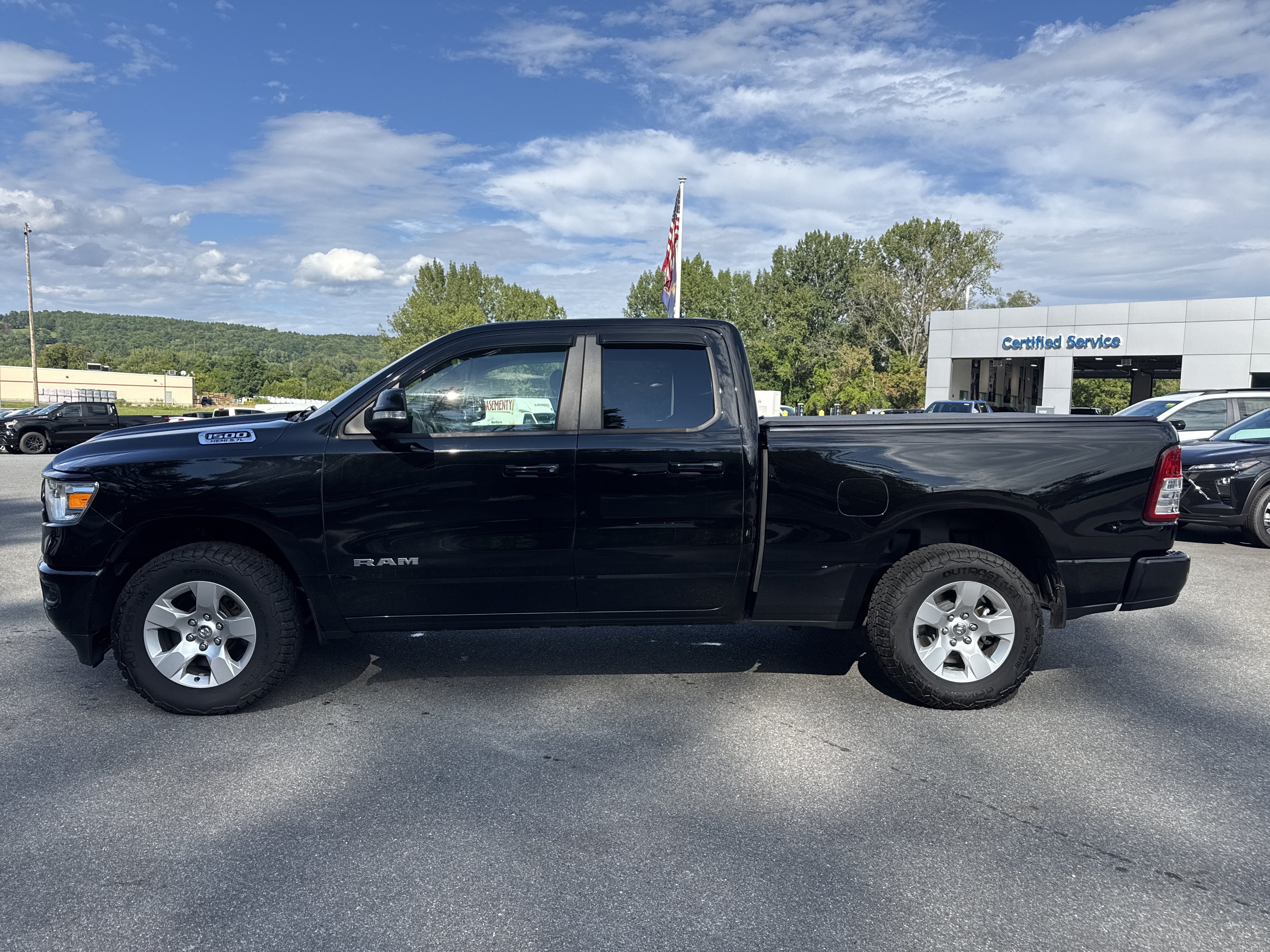 2019 RAM 1500 Big Horn/Lone Star Quad Cab 4x4 6'4" Box