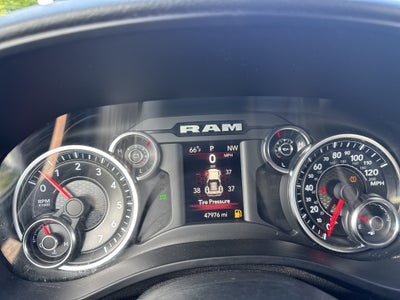 2019 RAM 1500 Big Horn/Lone Star Quad Cab 4x4 6'4" Box