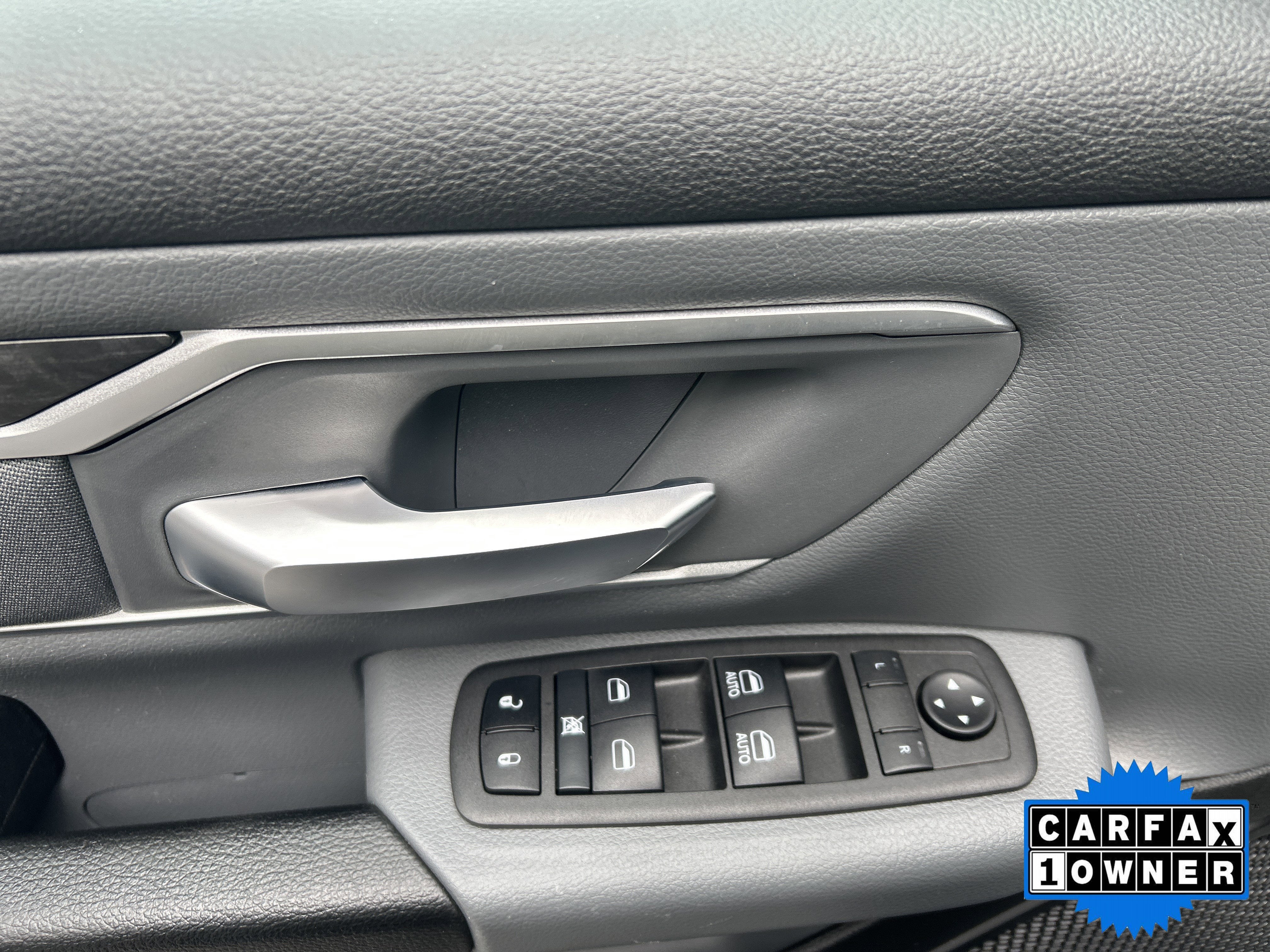 2022 RAM 1500 Big Horn Quad Cab 4x4 6'4" Box