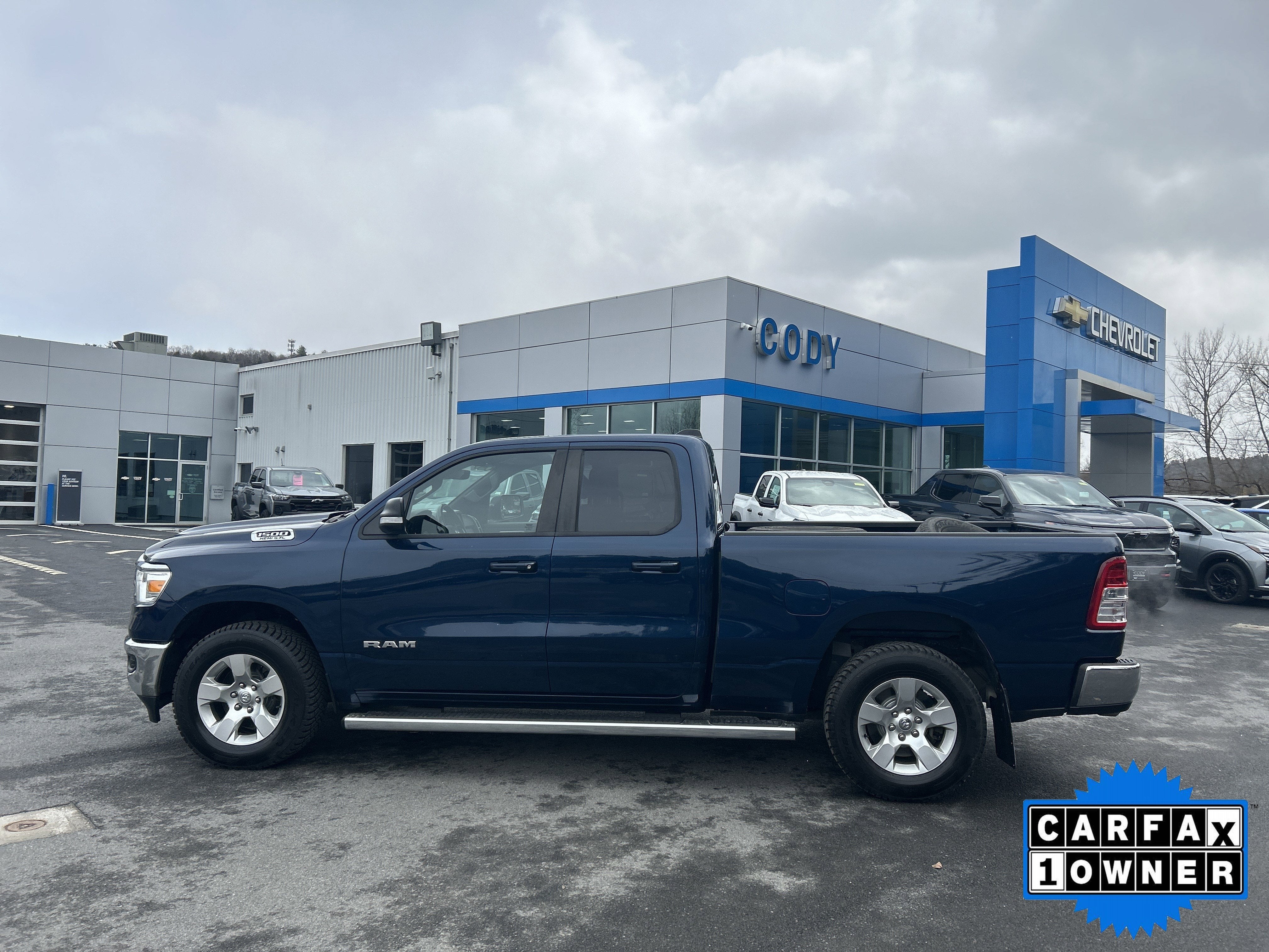 2022 RAM 1500 Big Horn Quad Cab 4x4 6'4" Box