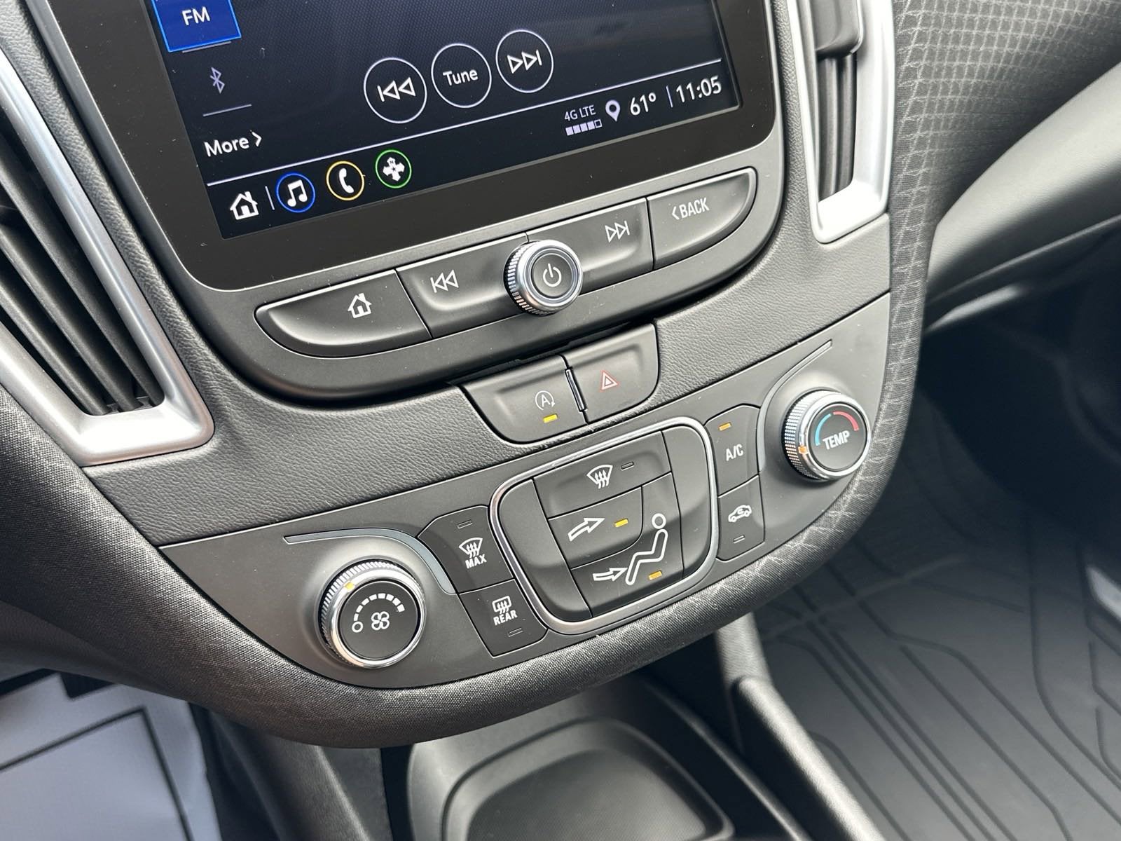 2025 Chevrolet Malibu LS