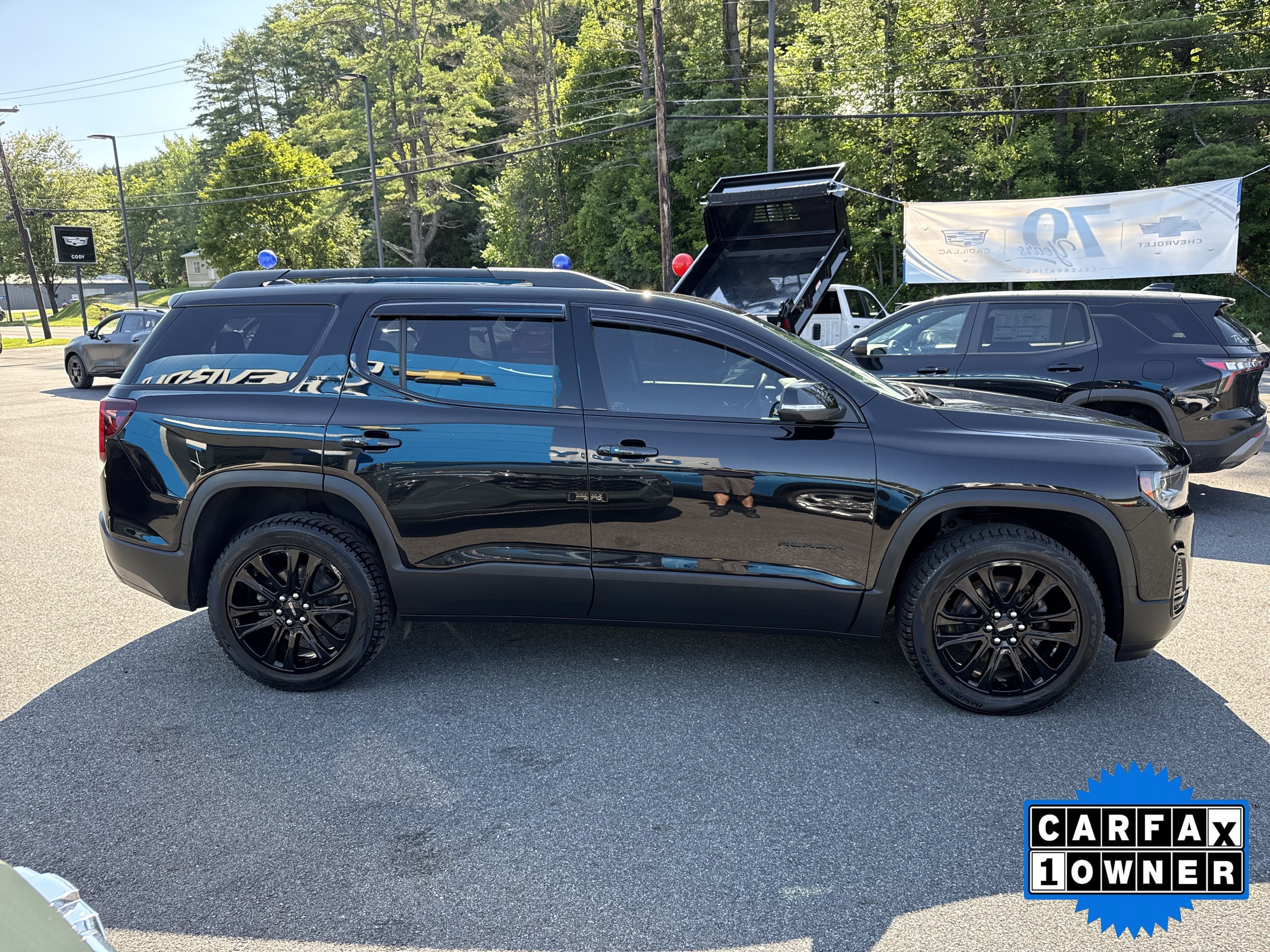 2023 GMC Acadia SLE