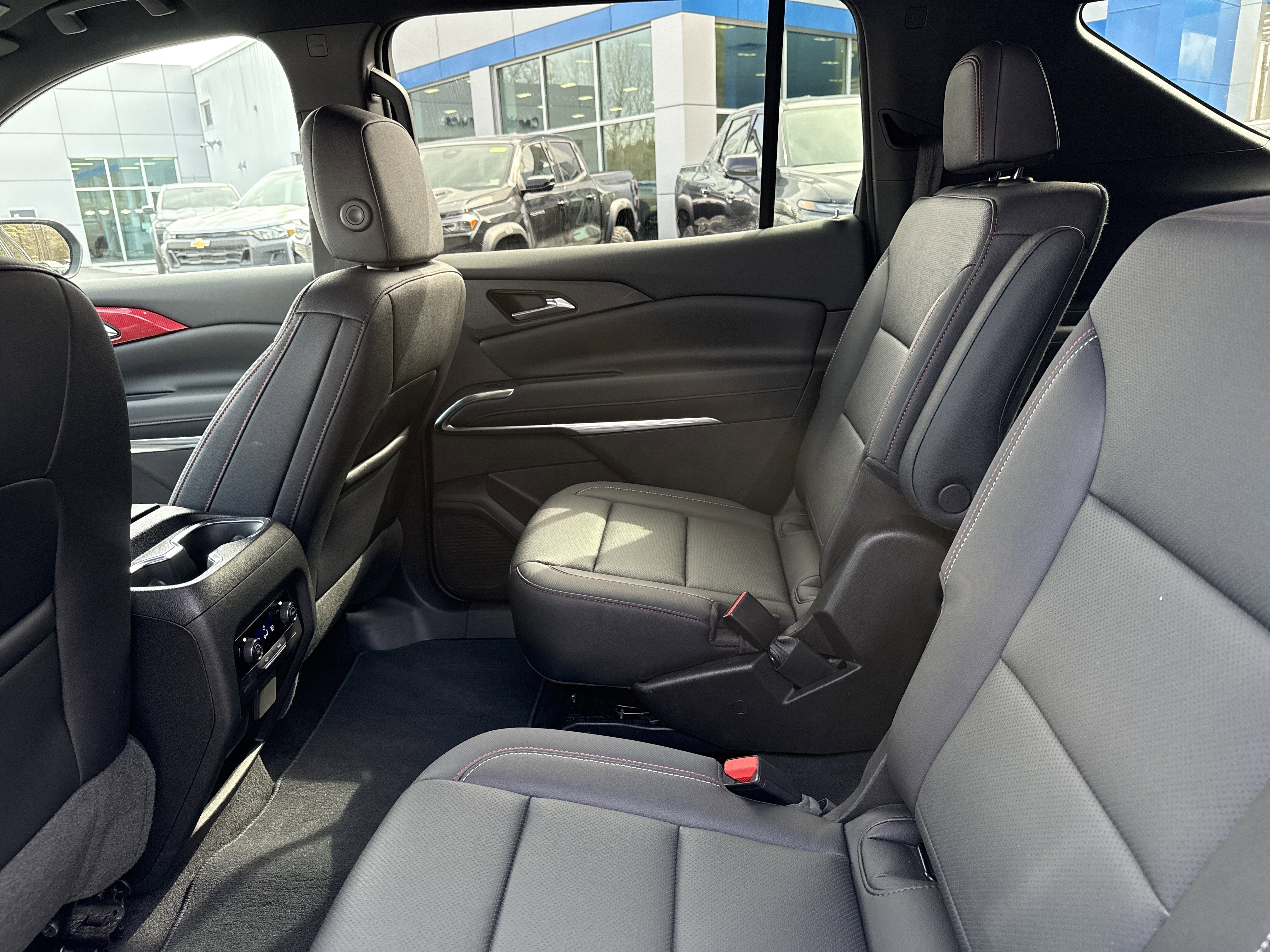 2025 Chevrolet Traverse Z71