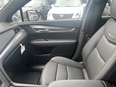 2025 Cadillac XT5 Luxury