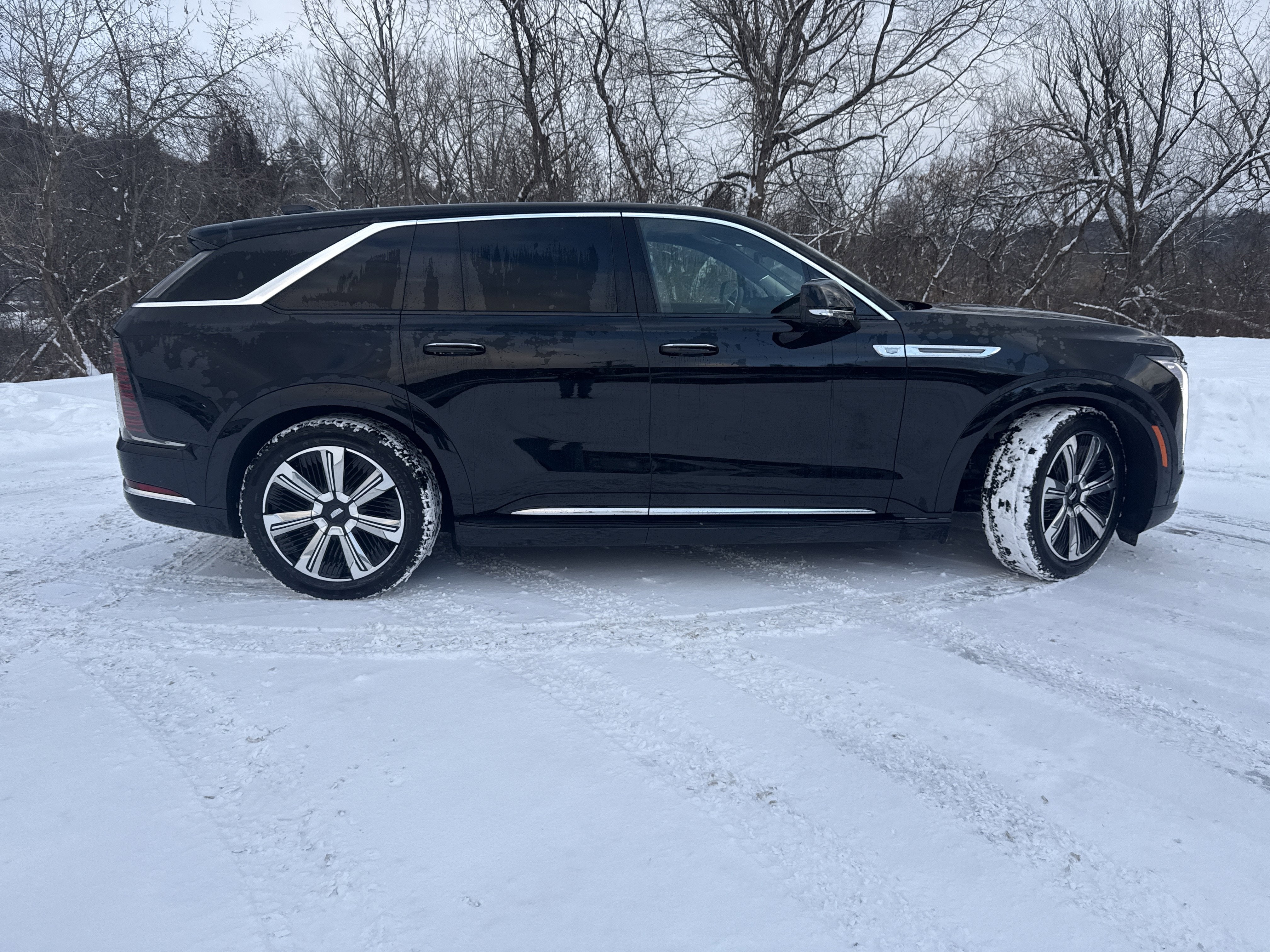 2025 Cadillac ESCALADE IQ Luxury 2