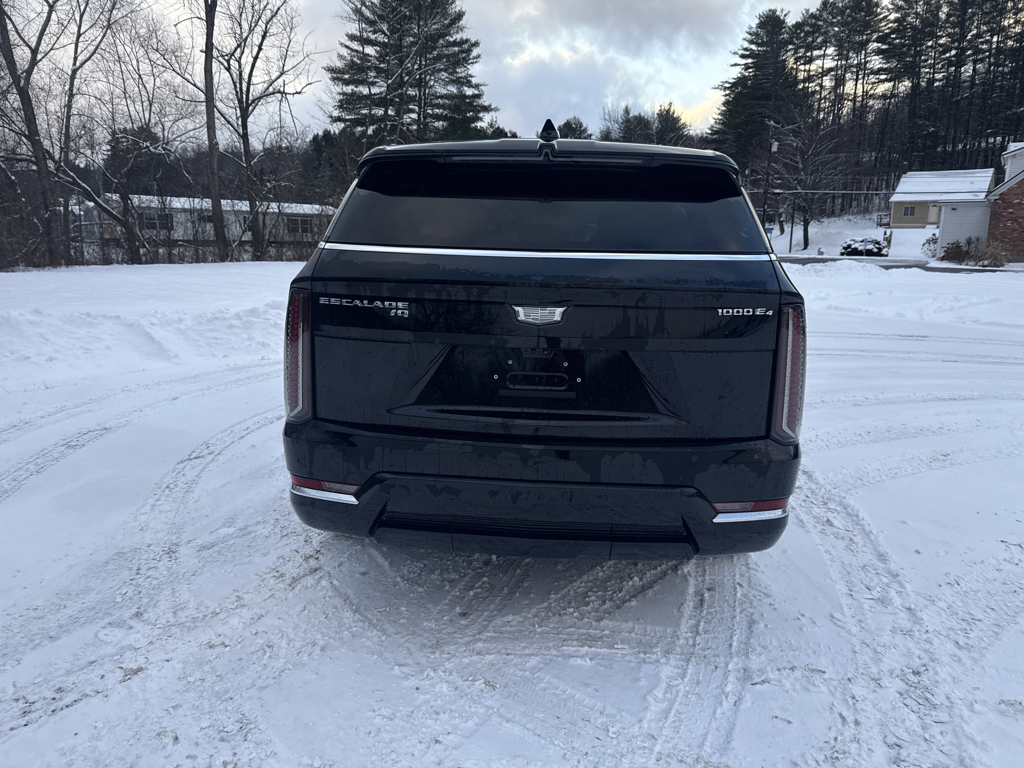 2025 Cadillac ESCALADE IQ Luxury 2