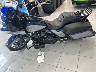 2023 Harley-Davidson Road Glide Special Base
