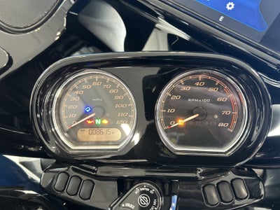 2023 Harley-Davidson Road Glide Special Base